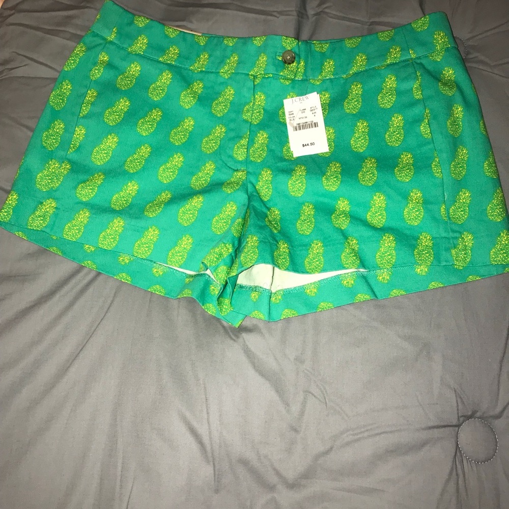 I am selling these jcrew shorts.